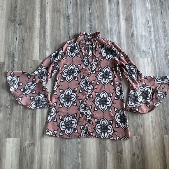 Boutique En Crème Long Sleeved Paisley Dress With Flare Sleeves - Size Medium - Picture 7 of 14